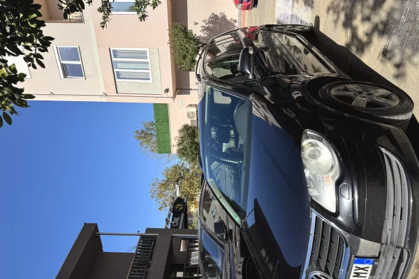 Auto in Vendita a Tirana - 5,200,000 Euro