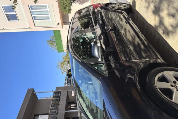 Auto in Vendita a Tirana - 5,200,000 Euro