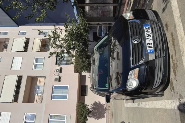 Auto in Vendita a Tirana, Volkswagen, 2008 Diesel,Kambio Automatik Pagamento 5,200,000  Euro.