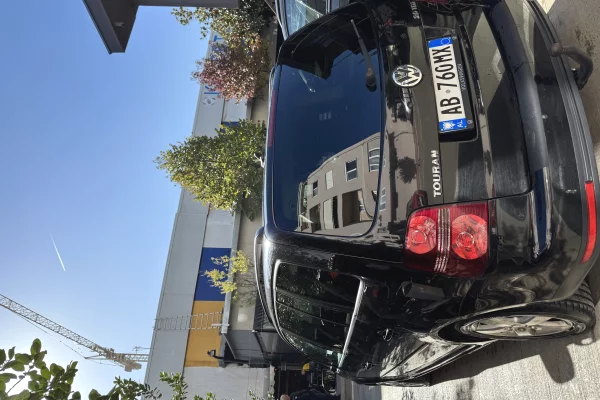 Auto in Vendita a Tirana, Volkswagen, 2008 Diesel,Kambio Automatik Pagamento 5,200,000  Euro.