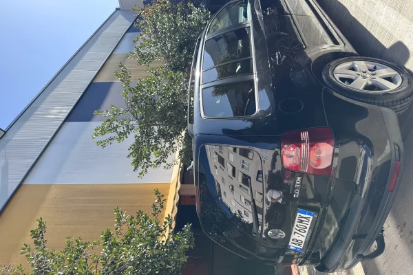 Auto in Vendita a Tirana, Volkswagen, 2008 Diesel,Kambio Automatik Pagamento 5,200,000  Euro.