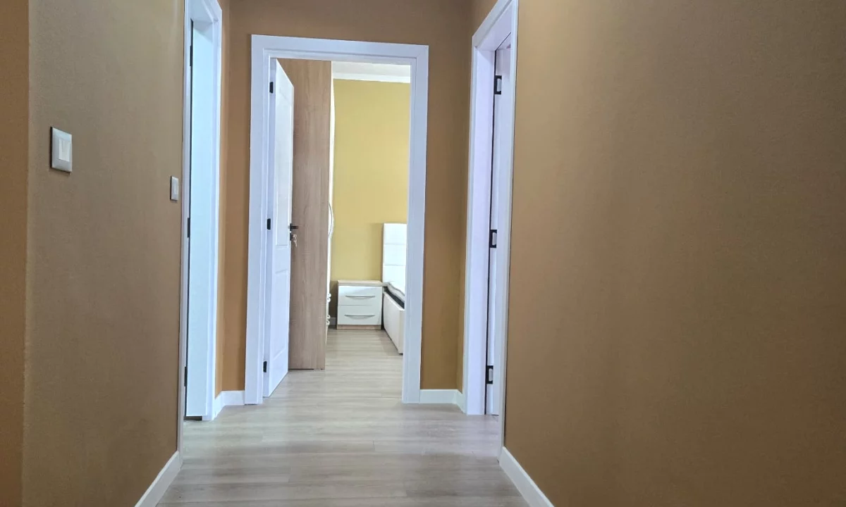 Shtepi me qera Apartament ne Tirane, 2+1, Mobilimi E mobiluar, Pagesa 70,000  Leke.