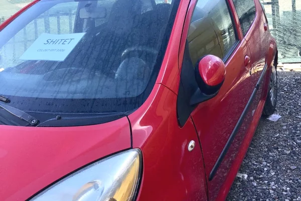 Auto in Vendita a Tirana, Citroen, 2006 Diesel,Kambio Manual Pagamento 300,000  Leke.