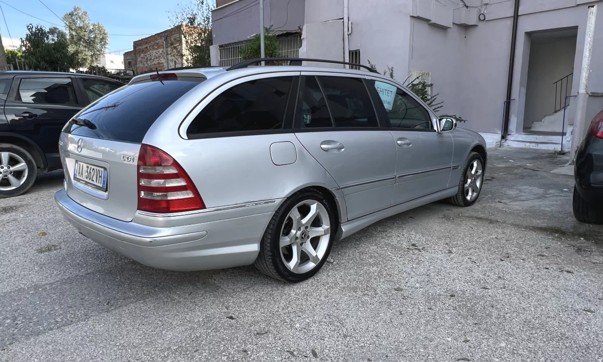 Auto in Vendita a Lushnja, Mercedes-Benz, 2007 Diesel,Kambio Automatik Pagamento 3,700  Euro.
