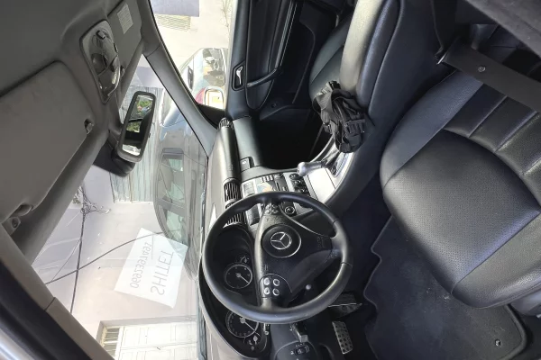 Auto in Vendita a Lushnja - 3,700 Euro