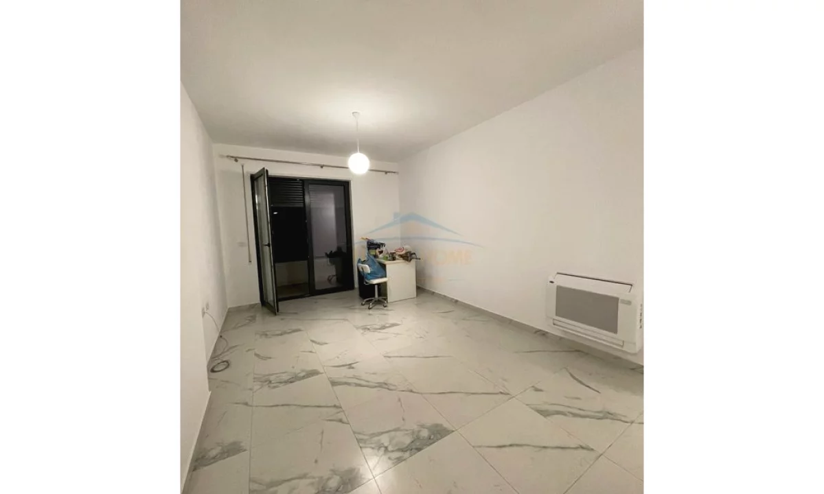 Shtepi me qera Apartament ne Tirane, 2+1, Mobilimi E mobiluar, Pagesa 550  Euro.