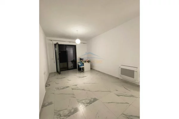 Qera, Apartament 2+1+2, Rruga Karl Gega, Tirane Empire63892