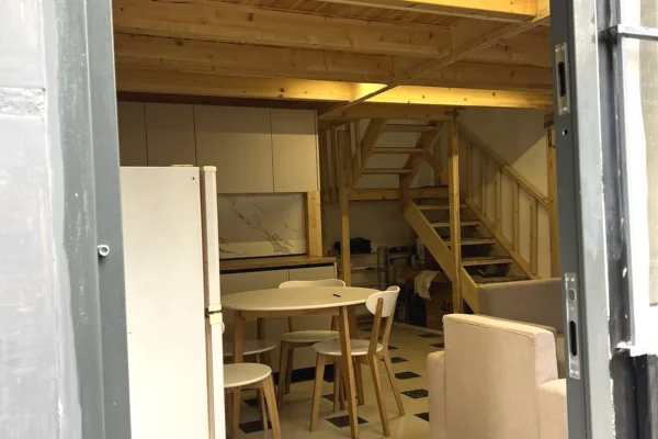 Duplex (casa a 2 piani) in affitto a Tirana 1+1, Arredato