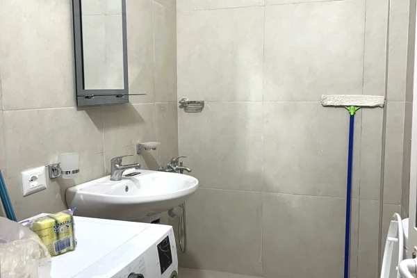 Duplex (casa a 2 piani) in affitto a Tirana 1+1, Arredato