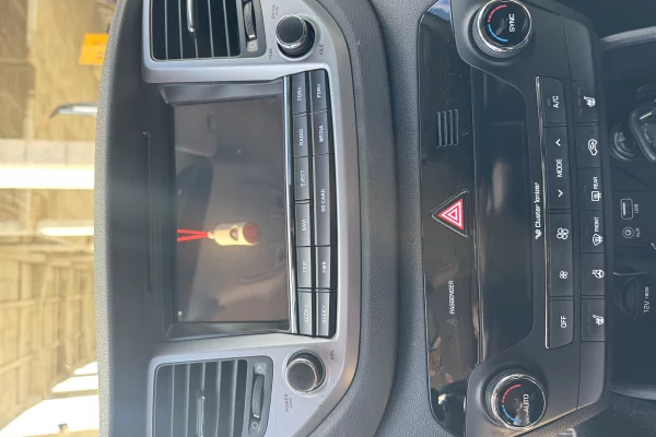 Auto in Vendita a Tirana, Hyundai, 2015 Diesel,Kambio Automatik Pagamento 13,000  Euro.