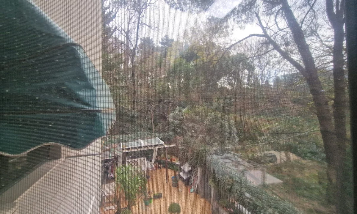 Shtepi ne shitje Apartament ne Tirane, 2+1, Mobilimi E mobiluar, Pagesa 400,000  Euro.