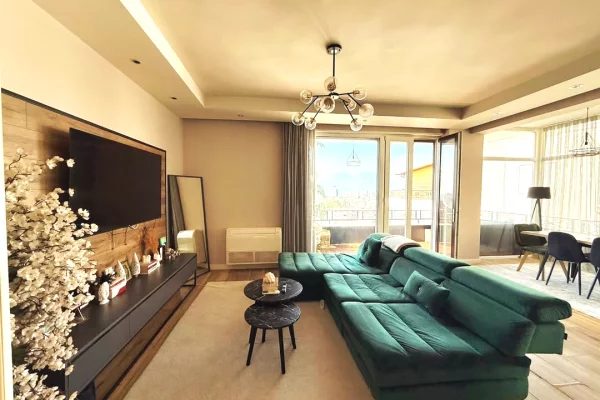 Shtepi ne shitje Apartament ne Tirane, 2+1, Mobilimi E mobiluar, Pagesa 285,000  Euro.