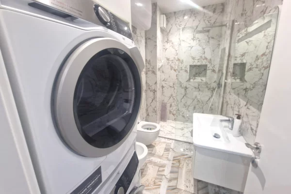 Shtepi ne shitje Apartament ne Tirane, 2+1, Mobilimi E mobiluar, Pagesa 280,000  Euro.