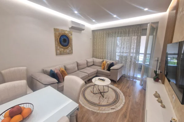 Shtepi ne shitje 2+1 ne Tirane - 280,000 Euro