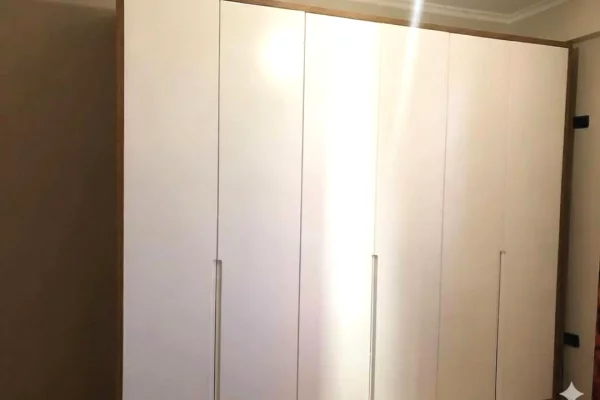 Shtepi me qera Apartament ne Tirane, 2+1, Mobilimi E mobiluar, Pagesa 700  Euro.