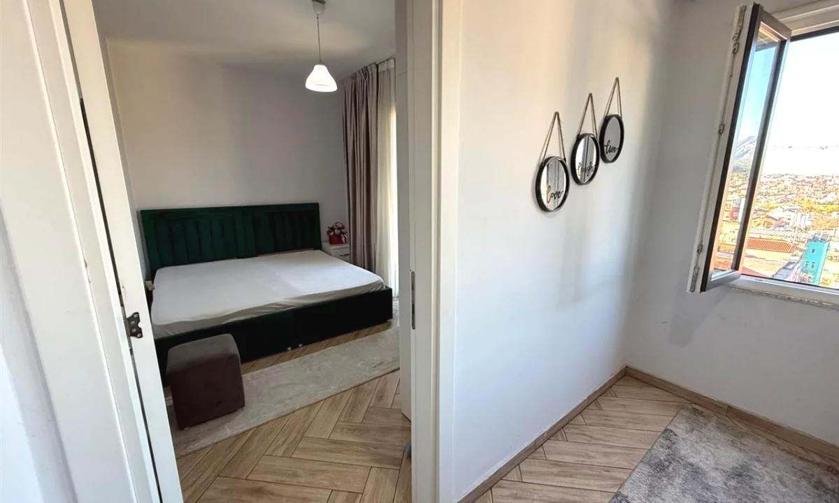 Shtepi me qera Apartament ne Tirane, 1+1, Mobilimi E mobiluar, Pagesa 50,000  Leke.