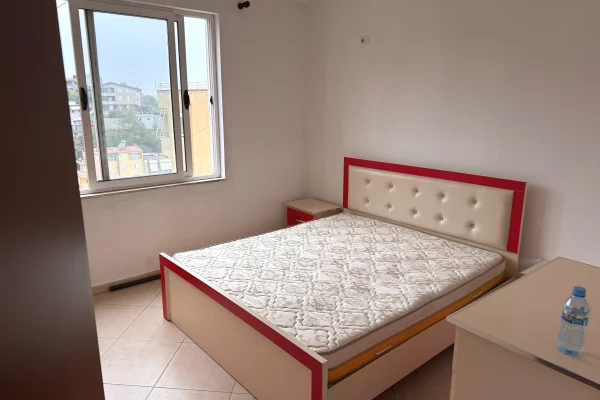 Shtepi me qera Apartament ne Tirane, 1+1, Mobilimi E mobiluar, Pagesa 450  Euro.