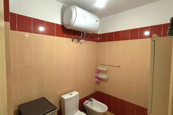 Shtepi me qera 1+1 ne Tirane - 350 Euro