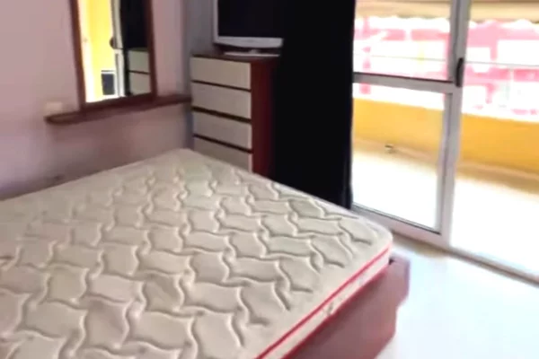 Appartamento in vendita a Tirana 2+1, Arredato