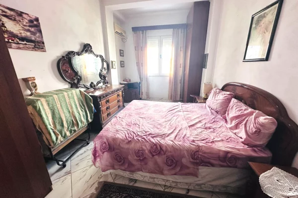 Appartamento in vendita a Tirana 2+1, Arredato