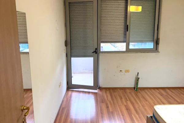 Shtepi me qera Apartament ne Tirane, 2+1, Mobilimi E mobiluar, Pagesa 70,000  Leke.