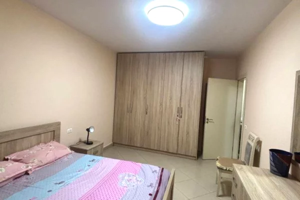 Shtepi me qera Apartament ne Tirane, 1+1, Mobilimi E mobiluar, Pagesa 48,000  Leke.