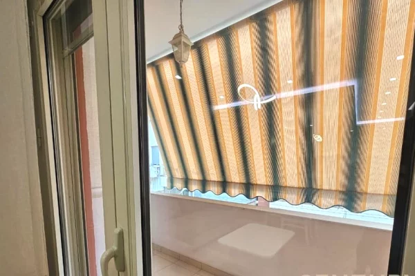 Appartamento in vendita a Tirana 2+1, Arredato