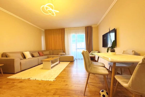 Casa in vendita 3+1 a Tirana - 240,000 Euro
