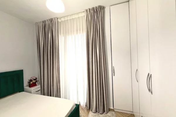 Shtepi me qera Apartament ne Tirane, 1+1, Mobilimi E mobiluar, Pagesa 500  Euro.