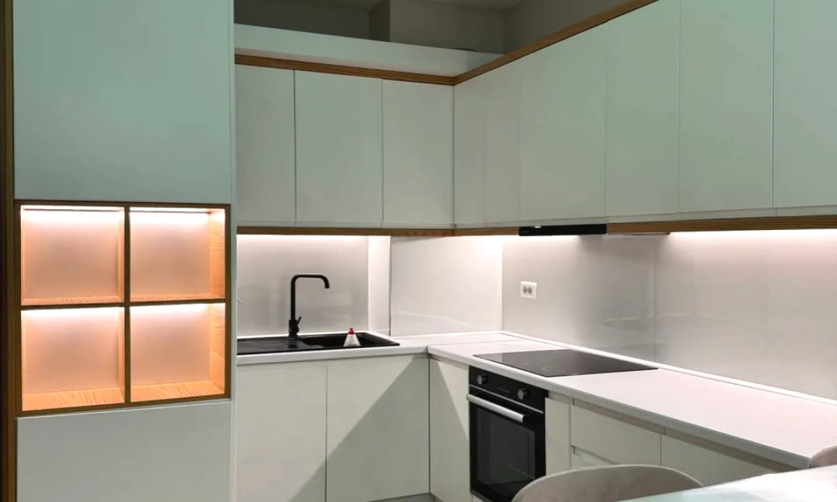 Shtepi me qera Apartament ne Tirane, 2+1, Mobilimi E mobiluar, Pagesa 70,000  Leke.