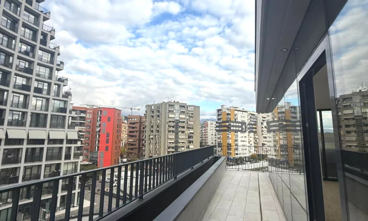 Shtepi ne shitje Apartament ne Tirane, 2+1, Mobilimi Bosh, pa mobiluar, Pagesa 486,000  Euro.