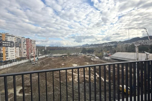 Shtepi ne shitje Apartament ne Tirane, 2+1, Mobilimi Bosh, pa mobiluar, Pagesa 486,000  Euro.