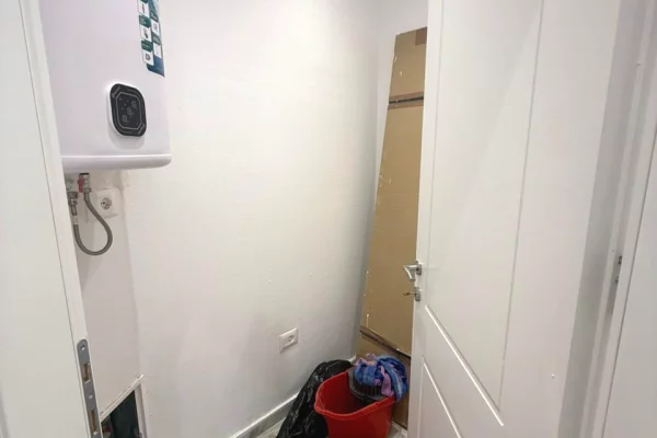 Shtepi ne shitje Apartament ne Tirane, 2+1, Mobilimi Bosh, pa mobiluar, Pagesa 486,000  Euro.