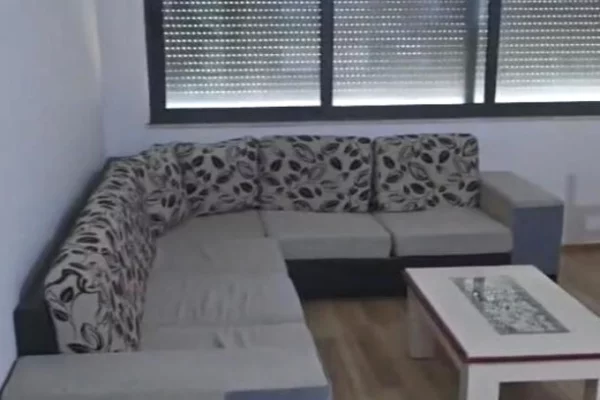 Shtepi me qera Apartament ne Tirane, 1+1, Mobilimi E mobiluar, Pagesa 40,000  Leke.