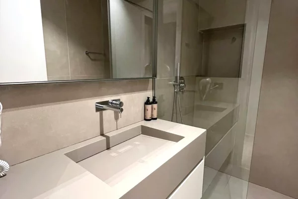 Shtepi ne shitje Apartament ne Tirane, 1+1, Mobilimi E mobiluar, Pagesa 399,000  Euro.