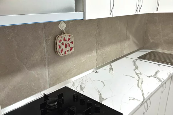 Shtepi me qera Apartament ne Tirane, 2+1, Mobilimi E mobiluar, Pagesa 50,000  Leke.