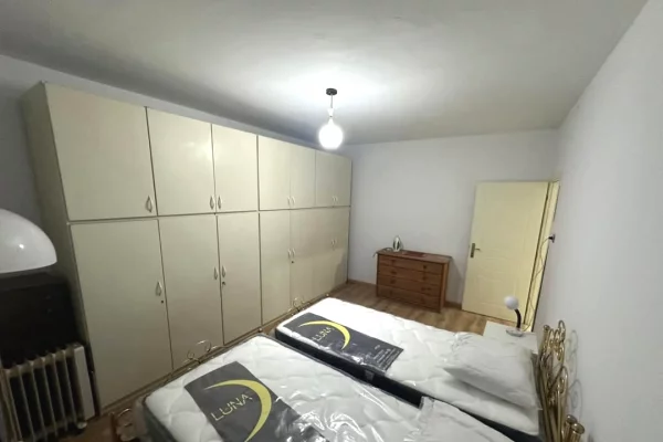 Shtepi me qera Apartament ne Tirane, 2+1, Mobilimi E mobiluar, Pagesa 50,000  Leke.