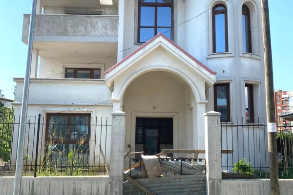Casa in vendita 5+1 a Tirana - 840,000 Euro
