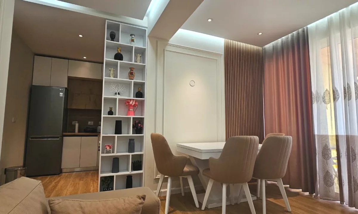 Shtepi me qera Apartament ne Tirane, 1+1, Mobilimi E mobiluar, Pagesa 700  Euro.