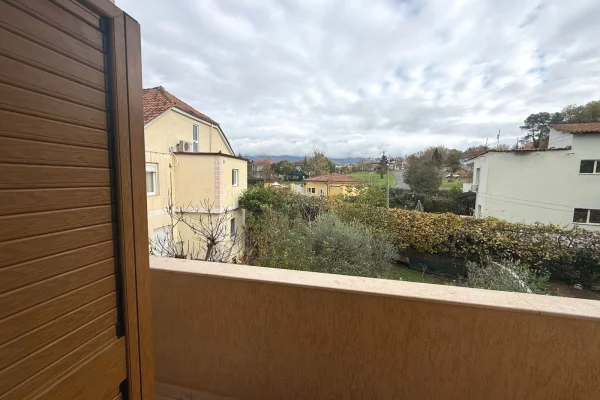 Shtepi me qera Shtepi Private ne Tirane, 2+1, Mobilimi E mobiluar, Pagesa 45,000  Leke.