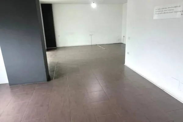 Shtepi me qera Apartament ne Tirane, 2+1, Mobilimi E mobiluar, Pagesa 700  Euro.