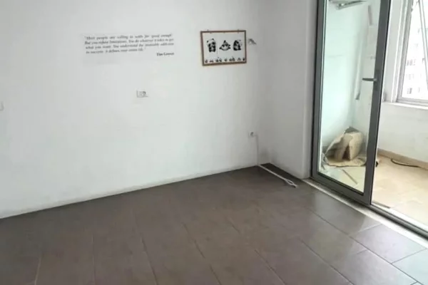 Shtepi me qera Apartament ne Tirane, 2+1, Mobilimi E mobiluar, Pagesa 700  Euro.