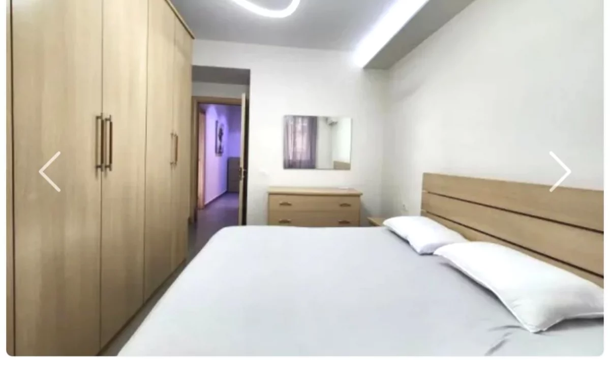 Shtepi me qera Apartament ne Tirane, 1+1, Mobilimi E mobiluar, Pagesa 45,000  Leke.