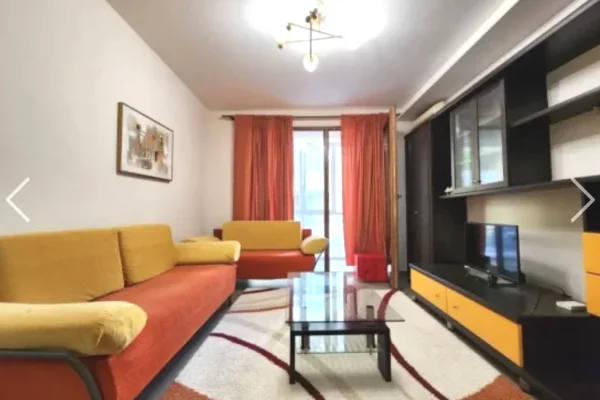 Shtepi me qera Apartament ne Tirane, 1+1, Mobilimi E mobiluar, Pagesa 45,000  Leke.