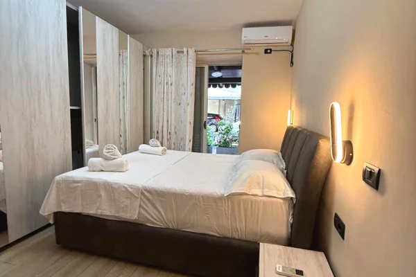 Shtepi me qera Apartament ne Tirane, 2+1, Mobilimi E mobiluar, Pagesa 750  Euro.