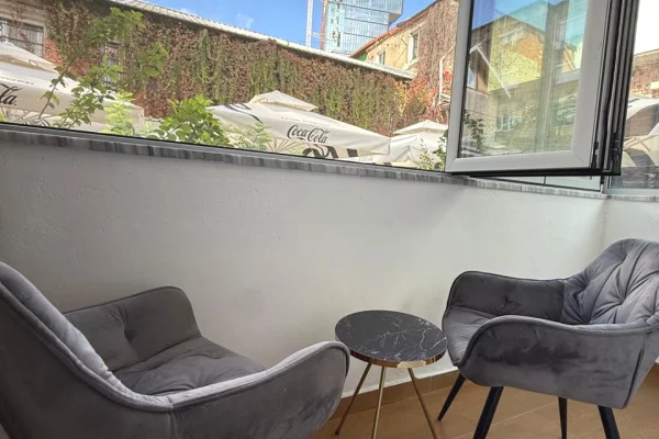 Shtepi me qera Apartament ne Tirane, 2+1, Mobilimi E mobiluar, Pagesa 750  Euro.