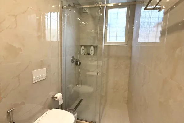 Shtepi me qera Apartament ne Tirane, 2+1, Mobilimi E mobiluar, Pagesa 750  Euro.