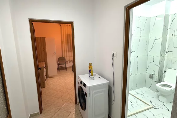 Shtepi me qera Apartament ne Tirane, 1+1, Mobilimi E mobiluar, Pagesa 45,000  Leke.