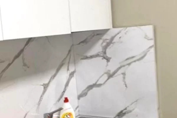 Shtepi me qera Apartament ne Tirane, 1+1, Mobilimi E mobiluar, Pagesa 45,000  Leke.