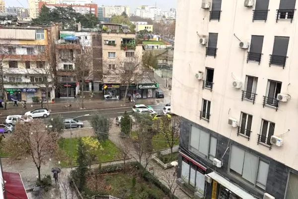 Shtepi me qera Apartament ne Tirane, 1+1, Mobilimi E mobiluar, Pagesa 550  Euro.